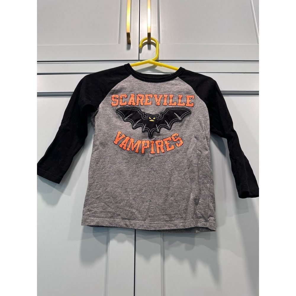 Baby gap Halloween vampire bat top 4T‎